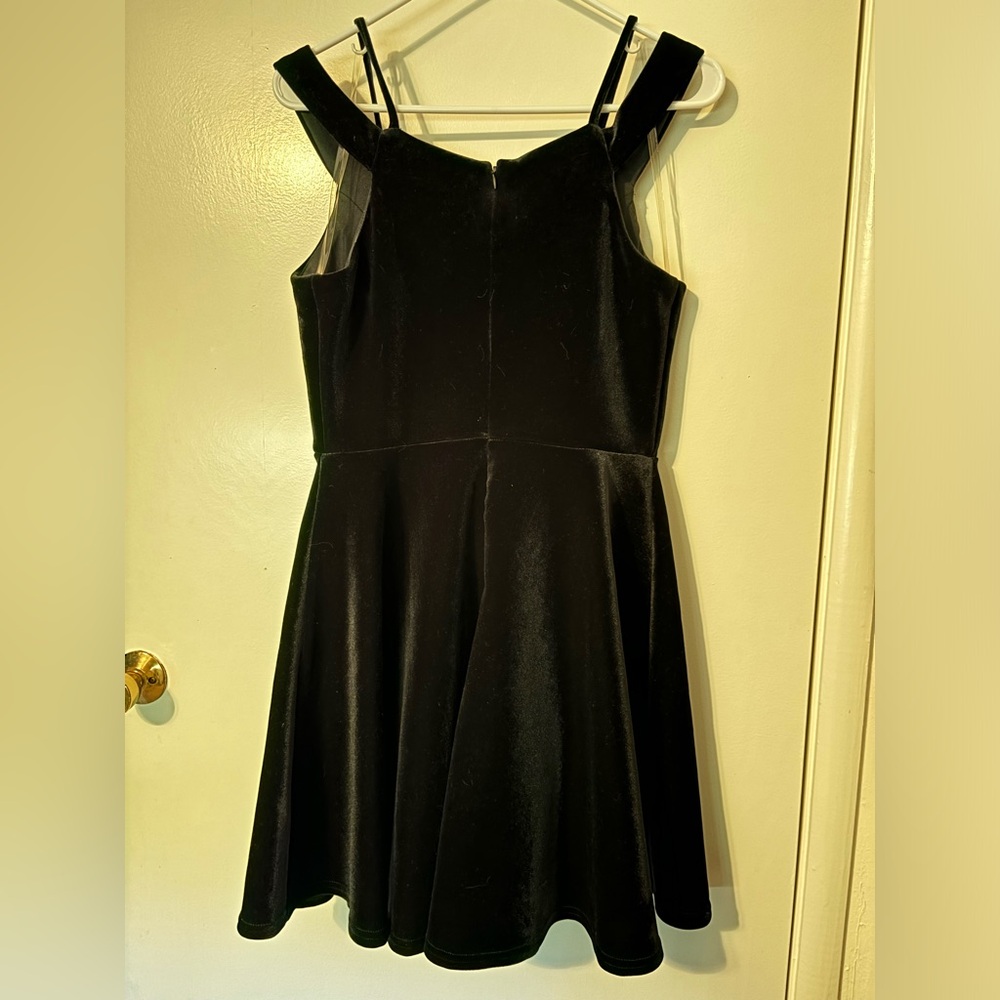 Francesca’s Black Velvet Holiday Dress - Picture 3 of 5